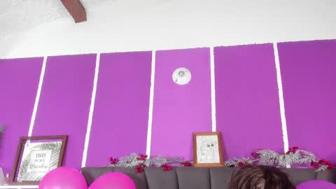 Snapshot of cassie_jones1 chatting on February 16, 4:20 am Cassie Jones online show from February 16, 4:20 am