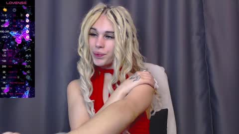 Snapshot of cassiemich chatting on December 29, 12:23 pm Cassie online show from December 29, 12:23 pm