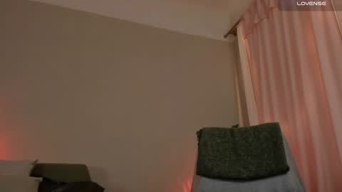 Snapshot of cassisland chatting on December 29, 7:28 am cassandra online show from December 29, 7:28 am