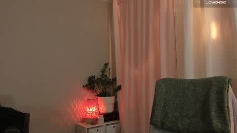 Snapshot of cassisland chatting on December 30, 2:09 am cassandra online show from December 30, 2:09 am