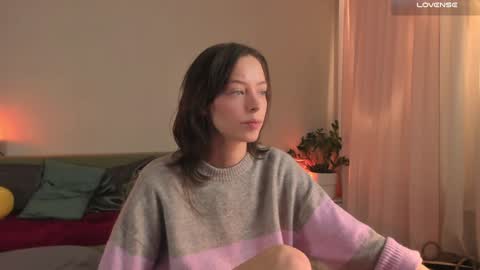 Snapshot of cassisland chatting on January 19, 6:53 pm cassandra online show from January 19, 6:53 pm