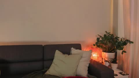 Snapshot of cassisland chatting on September 15, 4:51 pm cassandra online show from September 15, 4:51 pm