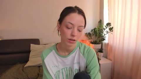 Snapshot of cassisland chatting on October 3, 11:07 am cassandra online show from October 3, 11:07 am