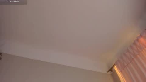 Snapshot of cassisland chatting on December 4, 7:22 pm cassandra online show from December 4, 7:22 pm