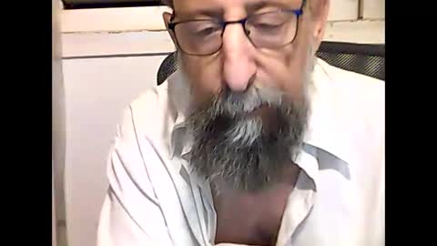 Snapshot of casual53 chatting on October 14, 5:03 pm casual53 online show from October 14, 5:03 pm
