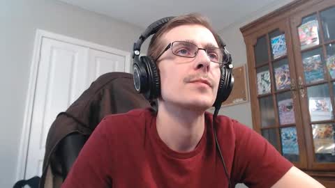 Snapshot of casuallycorrupt chatting on December 5, 2:31 am casuallycorrupt online show from December 5, 2:31 am