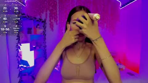 Snapshot of cat_kitty18 chatting on July 13, 11:24 am Lorena Saenz online show from July 13, 11:24 am