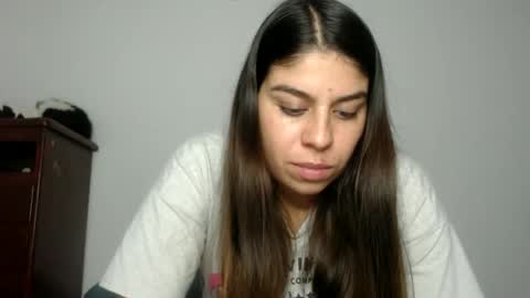 Snapshot of cata_09 chatting on June 10, 9:35 pm cata online show from June 10, 9:35 pm