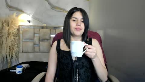 cata black online show from May 29, 12:03 pm