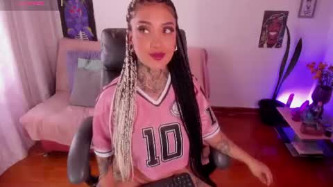 Snapshot of cata_greenn chatting on July 3, 7:09 pm Cata green model independient online show from July 3, 7:09 pm