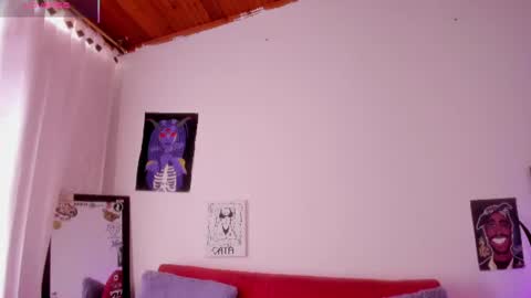 Snapshot of cata_greenn chatting on July 7, 7:18 pm Cata green model independient online show from July 7, 7:18 pm
