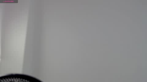 Snapshot of catalaia_stomm chatting on February 3, 12:57 pm catalaia_stomm online show from February 3, 12:57 pm