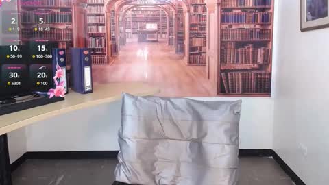 Queen Catalella online show from December 16, 3:22 am