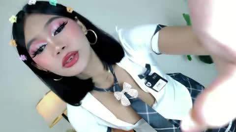 Snapshot of catalenax chatting on November 18, 5:39 pm CatalenaX online show from November 18, 5:39 pm