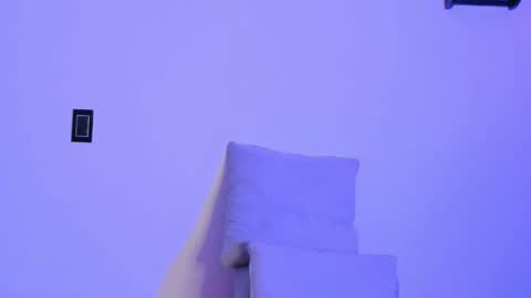 cataleya19__ online show from May 28, 10:23 am