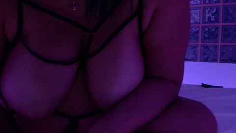 Luna Velvet online show from May 15, 11:23 pm
