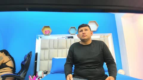 Jhon and Catalina online show from October 7, 12:24 pm