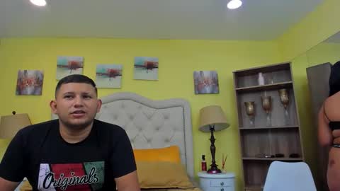 Jhon and Catalina online show from October 17, 2:59 am