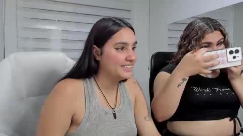 Catalina online show from April 13, 7:19 pm