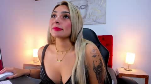 catalina_osorio online show from April 4, 11:18 am