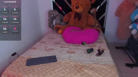 Snapshot of catalina_smith__ chatting on February 27, 2:10 am Catalina online show from February 27, 2:10 am