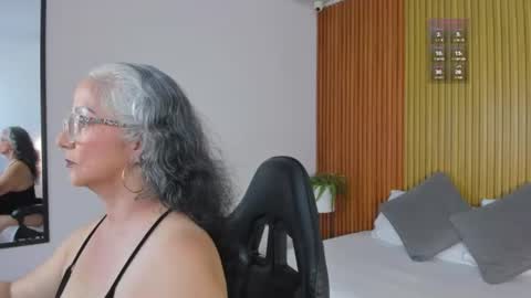 Snapshot of catalina_villan chatting on July 1, 7:02 pm C A T A L I N A online show from July 1, 7:02 pm