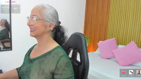 Snapshot of catalina_villan chatting on July 23, 7:12 pm C A T A L I N A online show from July 23, 7:12 pm