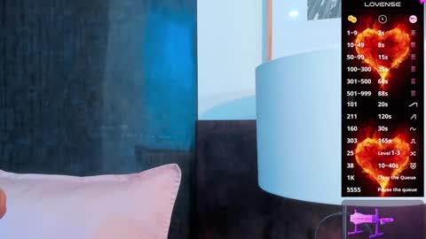 Snapshot of catalina_whore chatting on December 4, 7:34 pm Catalina online show from December 4, 7:34 pm