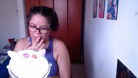 catalinaa_lovee online show from October 23, 7:01 pm