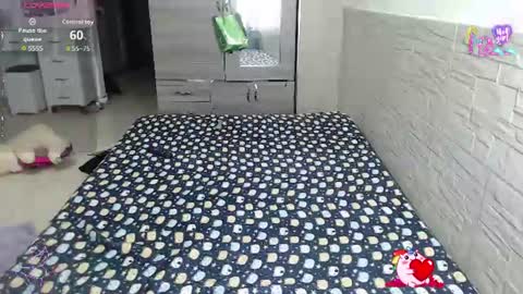 Snapshot of catalinahenao chatting on June 14, 1:35 pm cata online show from June 14, 1:35 pm