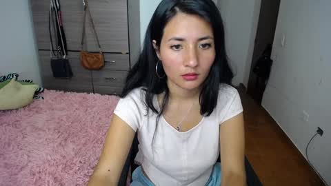 Snapshot of catalinahounn chatting on February 2, 3:39 pm catalinahounn online show from February 2, 3:39 pm