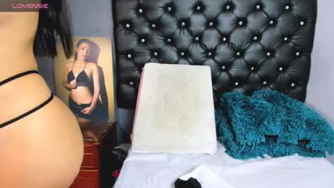 Catalina online show from October 10, 5:23 pm