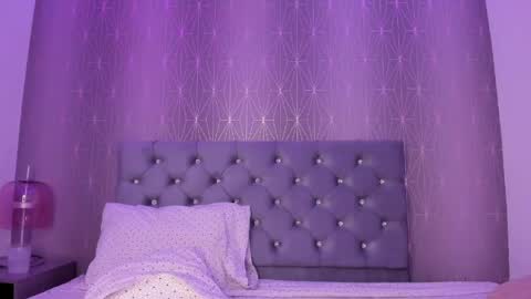 Catalina Ruiz online show from April 16, 9:39 pm