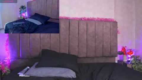 Cat  online show from June 29, 11:27 pm