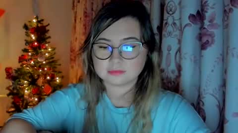 Kat online show from January 3, 9:05 pm