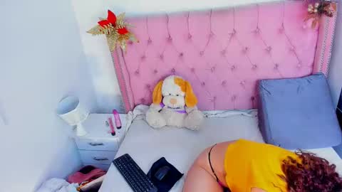 Snapshot of cathaleyahh chatting on January 15, 2:17 am cathaleyahh online show from January 15, 2:17 am