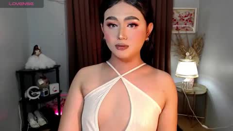 Snapshot of catherine_louise chatting on November 23, 1:38 am cath online show from November 23, 1:38 am