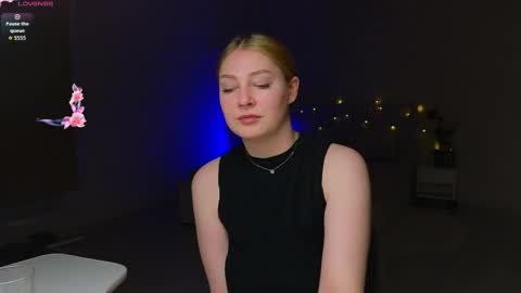 Snapshot of catherine_river chatting on May 2, 6:02 pm Catherine online show from May 2, 6:02 pm