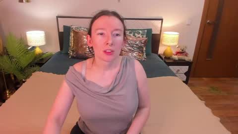 Catrin online show from April 14, 1:55 am