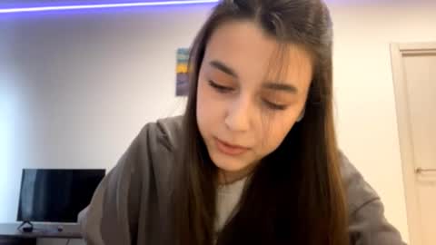 Emma online show from October 13, 12:16 pm