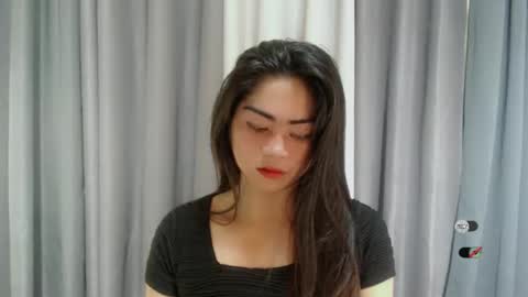 Snapshot of cathy_ho chatting on February 15, 9:49 am cathy_ho online show from February 15, 9:49 am