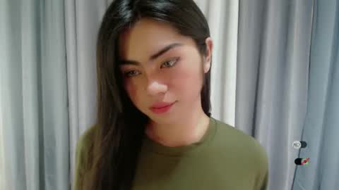 Snapshot of cathy_ho chatting on February 19, 7:50 am cathy_ho online show from February 19, 7:50 am