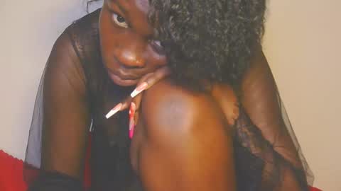 Snapshot of cathynoir chatting on September 30, 2:05 am catrine online show from September 30, 2:05 am