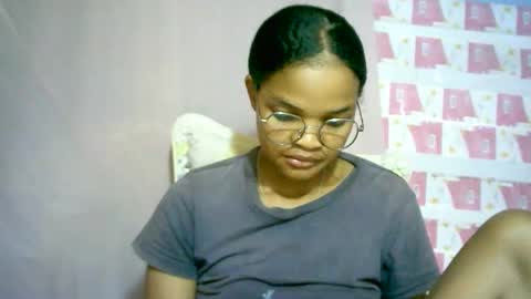 CathyXLisa online show from February 24, 6:11 am