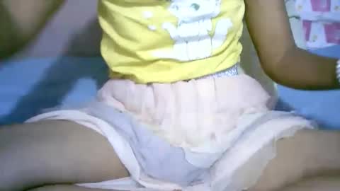 CathyXLisa online show from March 25, 6:52 am