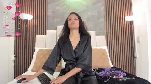 Snapshot of catiusca_reyes_03 chatting on February 7, 12:09 pm catiusca_reyes_03 online show from February 7, 12:09 pm