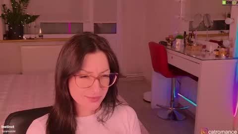 Snapshot of catromance chatting on April 18, 7:18 pm Katerina online show from April 18, 7:18 pm