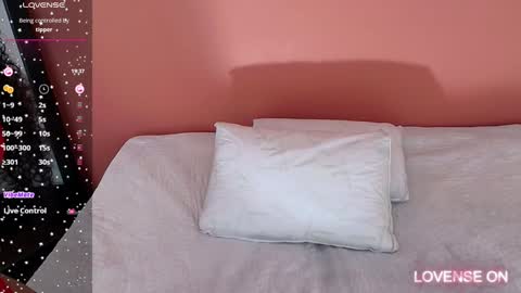 Snapshot of cattaleeyaa chatting on January 9, 2:54 am CATALEYA online show from January 9, 2:54 am