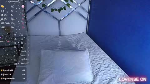 Snapshot of cattaleeyaa chatting on January 10, 2:57 am CATALEYA online show from January 10, 2:57 am