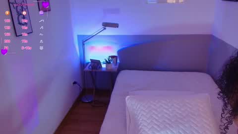 Snapshot of cattaleeyaa chatting on January 15, 2:49 am CATALEYA online show from January 15, 2:49 am